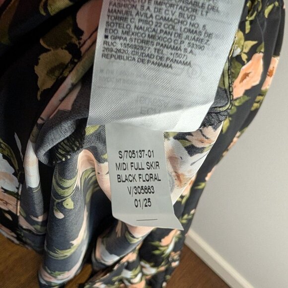 NWT The Occasion by Old Navy High-Waisted Taffeta Midi Skirt in Black Floral XS - Picture 8 of 9